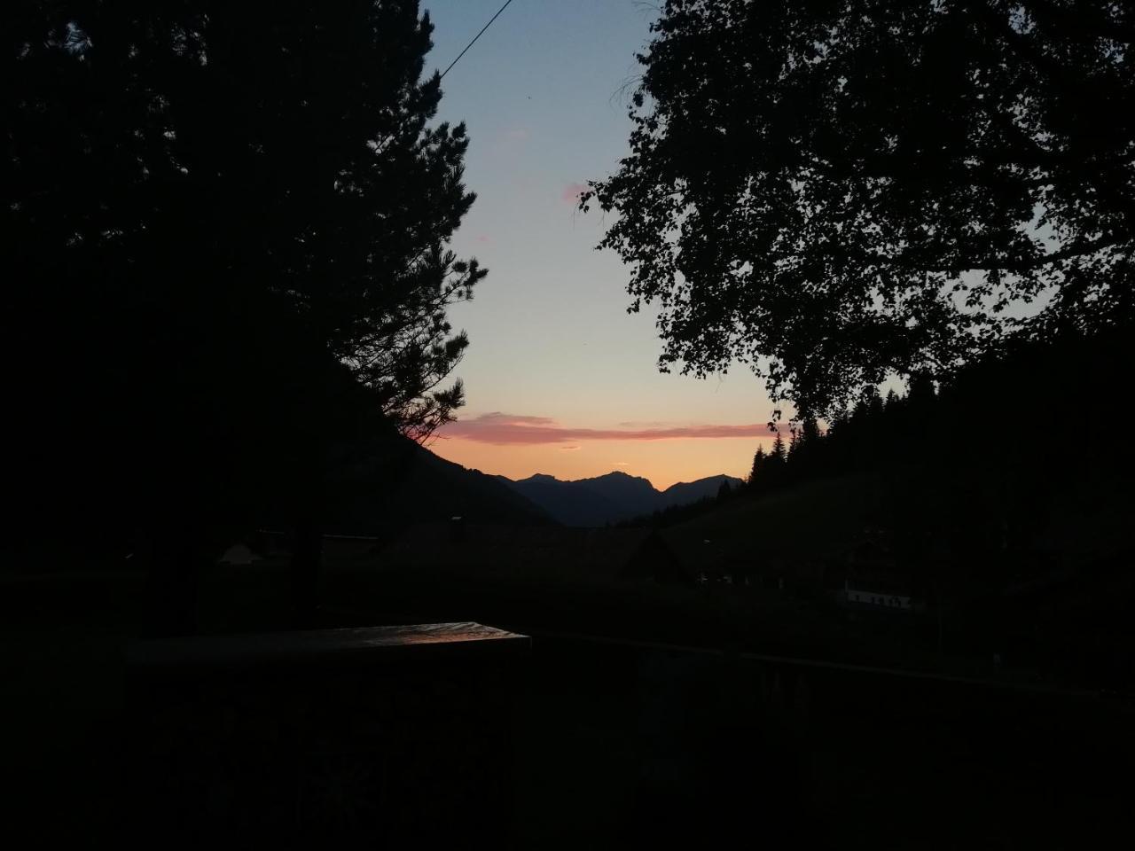 Gaestehaus Alpenblick Berwang Buitenkant foto